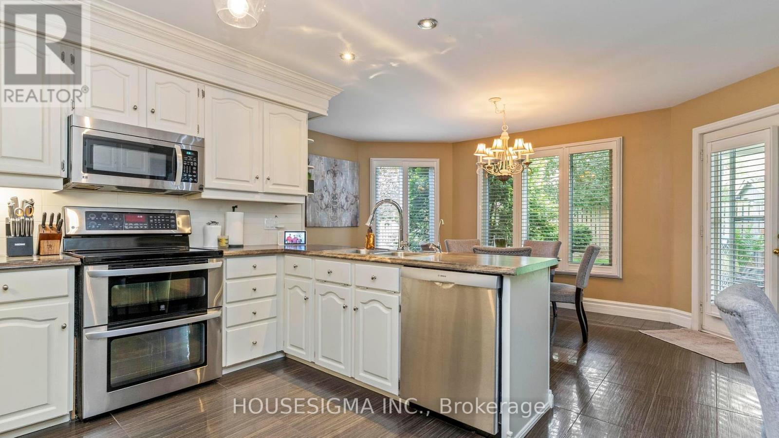 39 Rose Hip Place, London South, Ontario  N6K 4H4 - Photo 10 - X12214488
