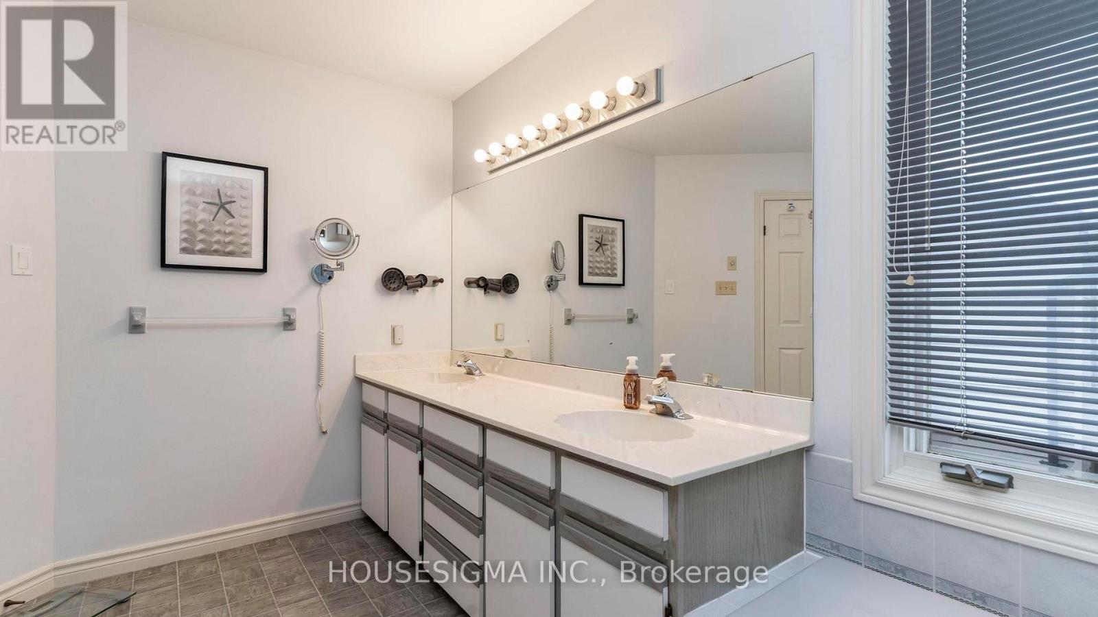 39 Rose Hip Place, London South, Ontario  N6K 4H4 - Photo 22 - X12214488