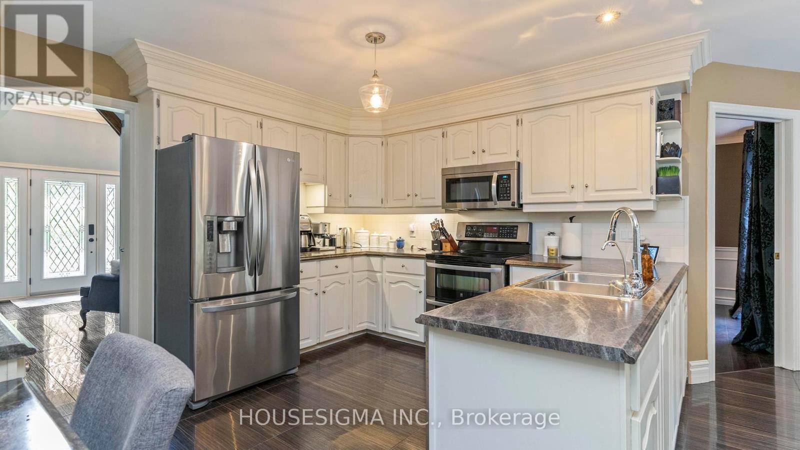 39 Rose Hip Place, London South, Ontario  N6K 4H4 - Photo 9 - X12214488