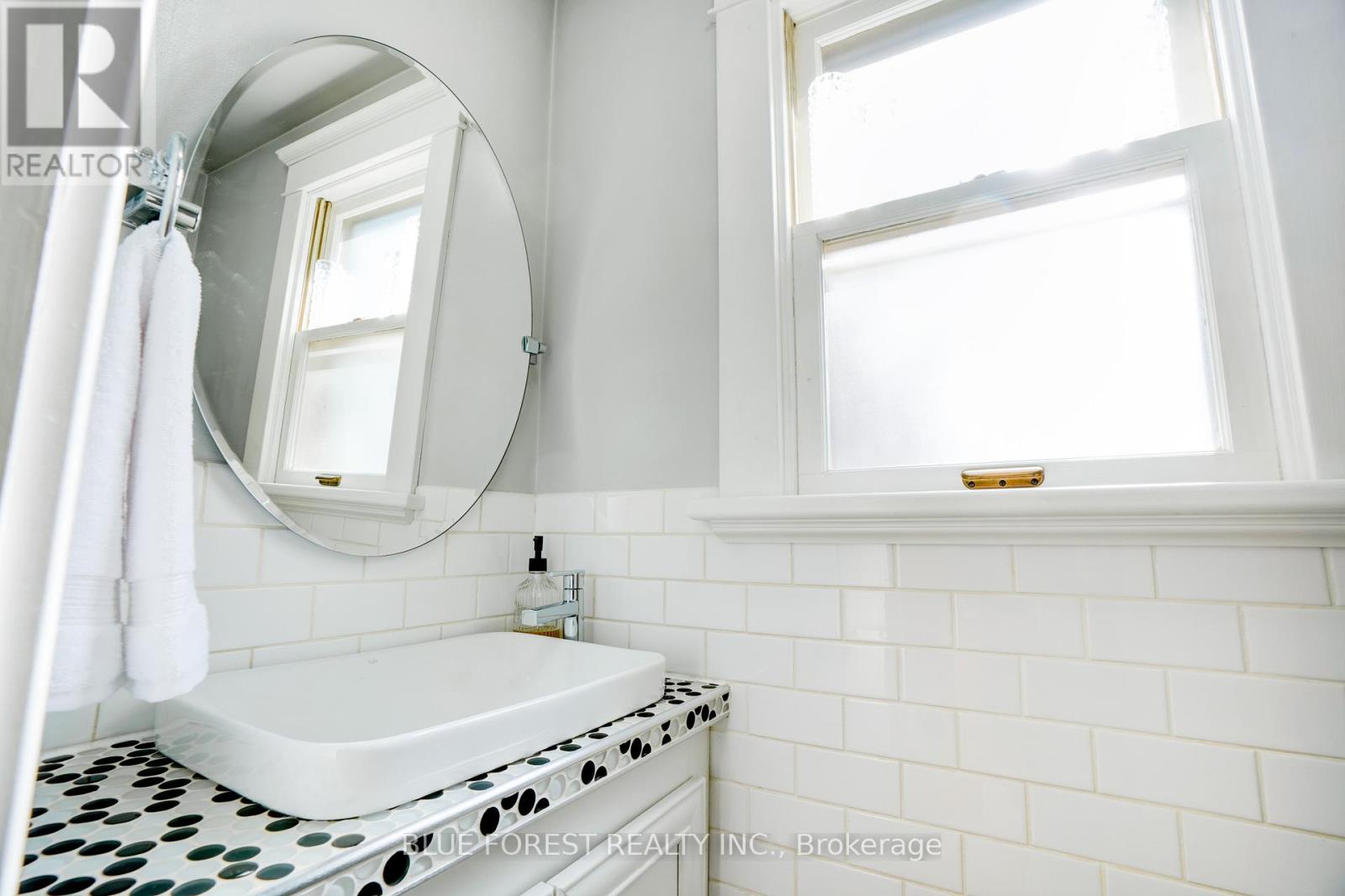 44 Windsor Avenue, London South, Ontario  N6C 1Z7 - Photo 22 - X12214496