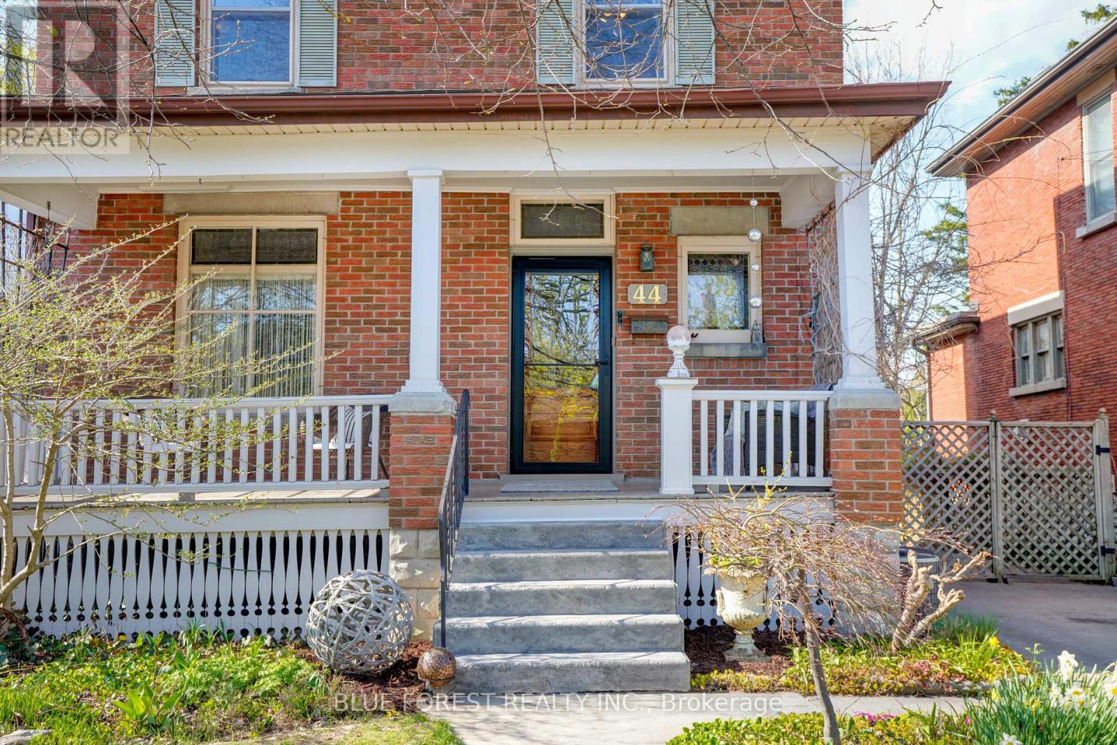 44 Windsor Avenue, London South, Ontario  N6C 1Z7 - Photo 3 - X12214496