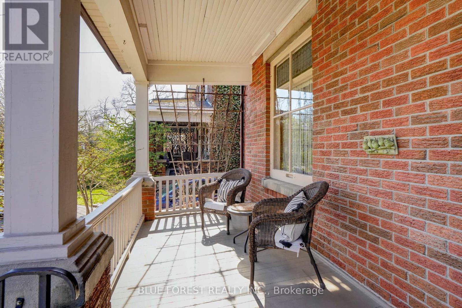 44 Windsor Avenue, London South, Ontario  N6C 1Z7 - Photo 4 - X12214496