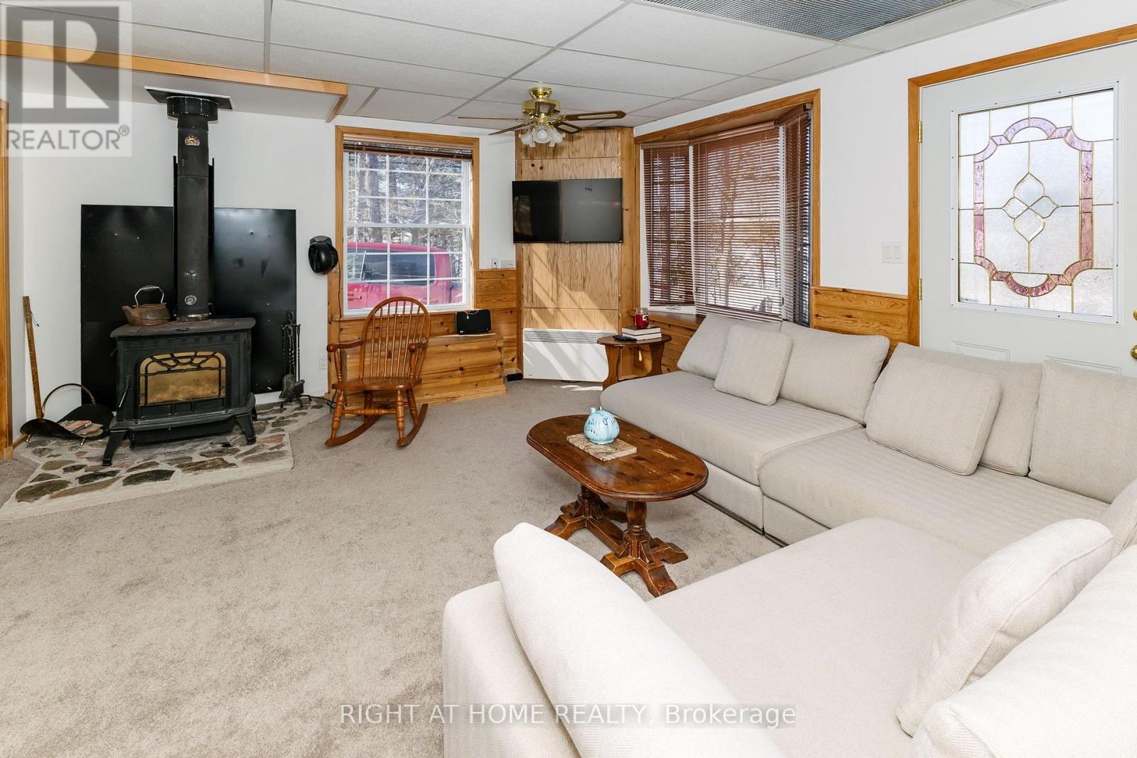 16366 Hwy 35, Algonquin Highlands, Ontario  K0M 2K0 - Photo 12 - X12214464