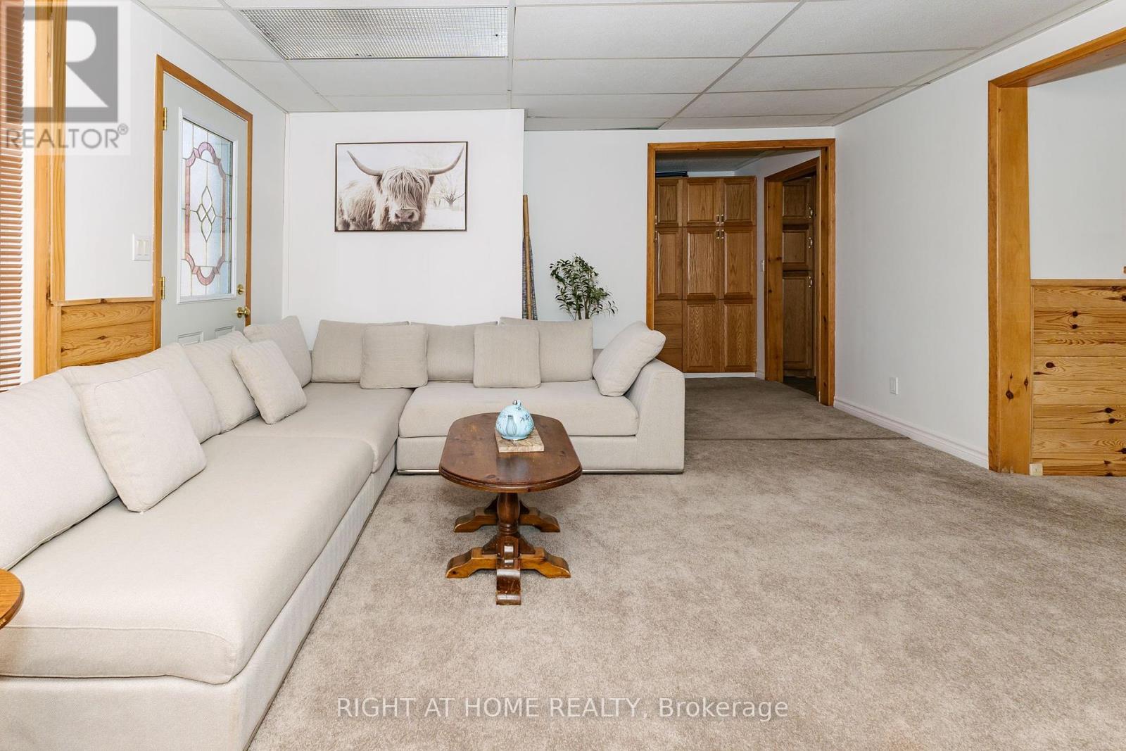 16366 Hwy 35, Algonquin Highlands, Ontario  K0M 2K0 - Photo 13 - X12214464