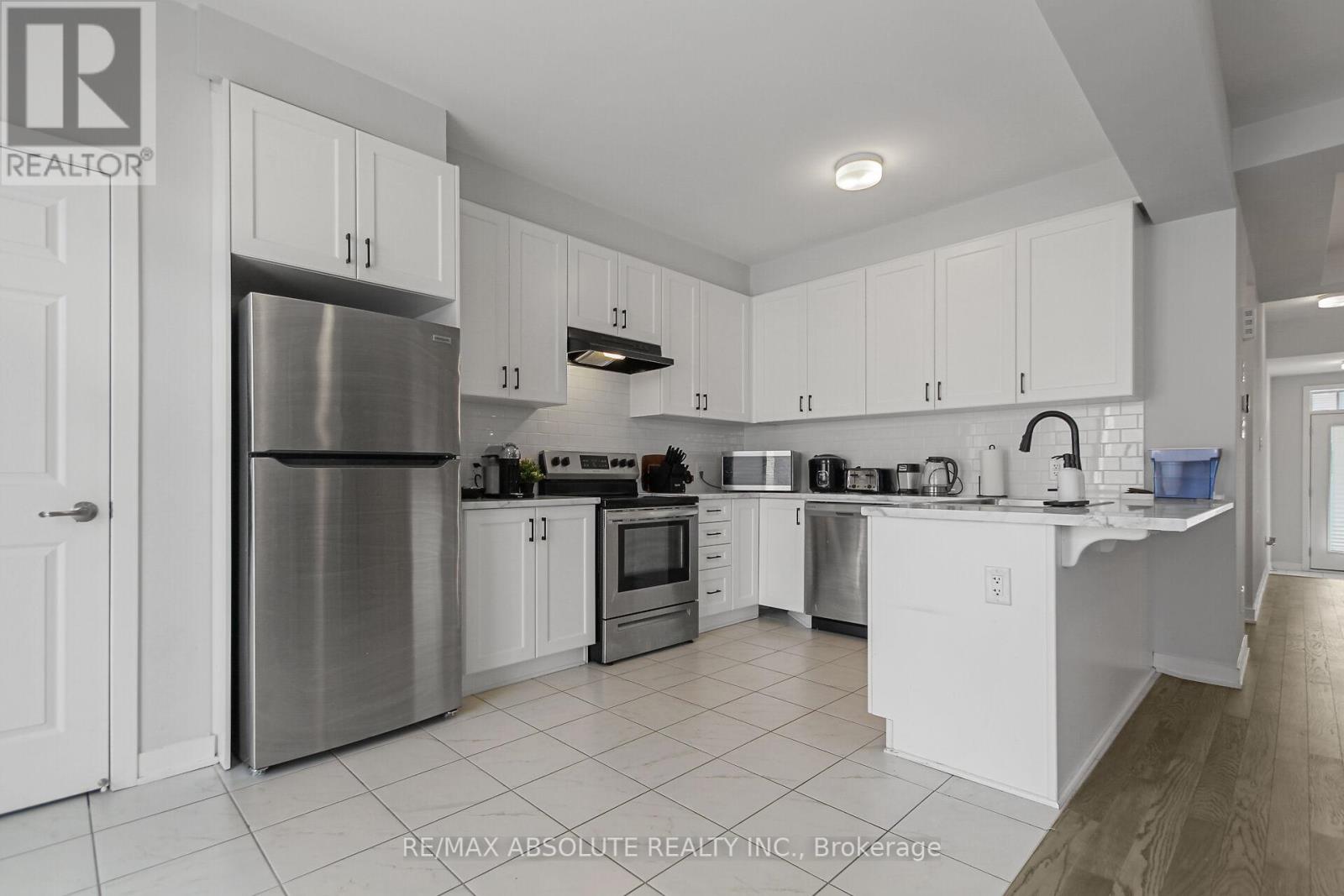 657 Allied Mews, Ottawa, Ontario  K2S 3A1 - Photo 16 - X12214509