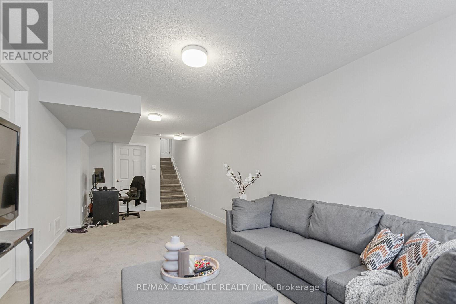 657 Allied Mews, Ottawa, Ontario  K2S 3A1 - Photo 41 - X12214509