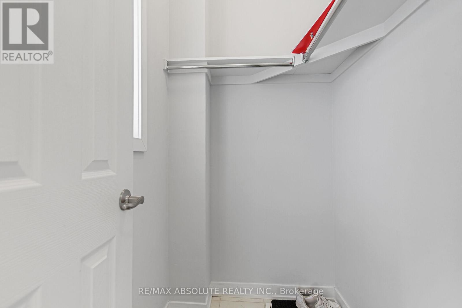 657 Allied Mews, Ottawa, Ontario  K2S 3A1 - Photo 7 - X12214509