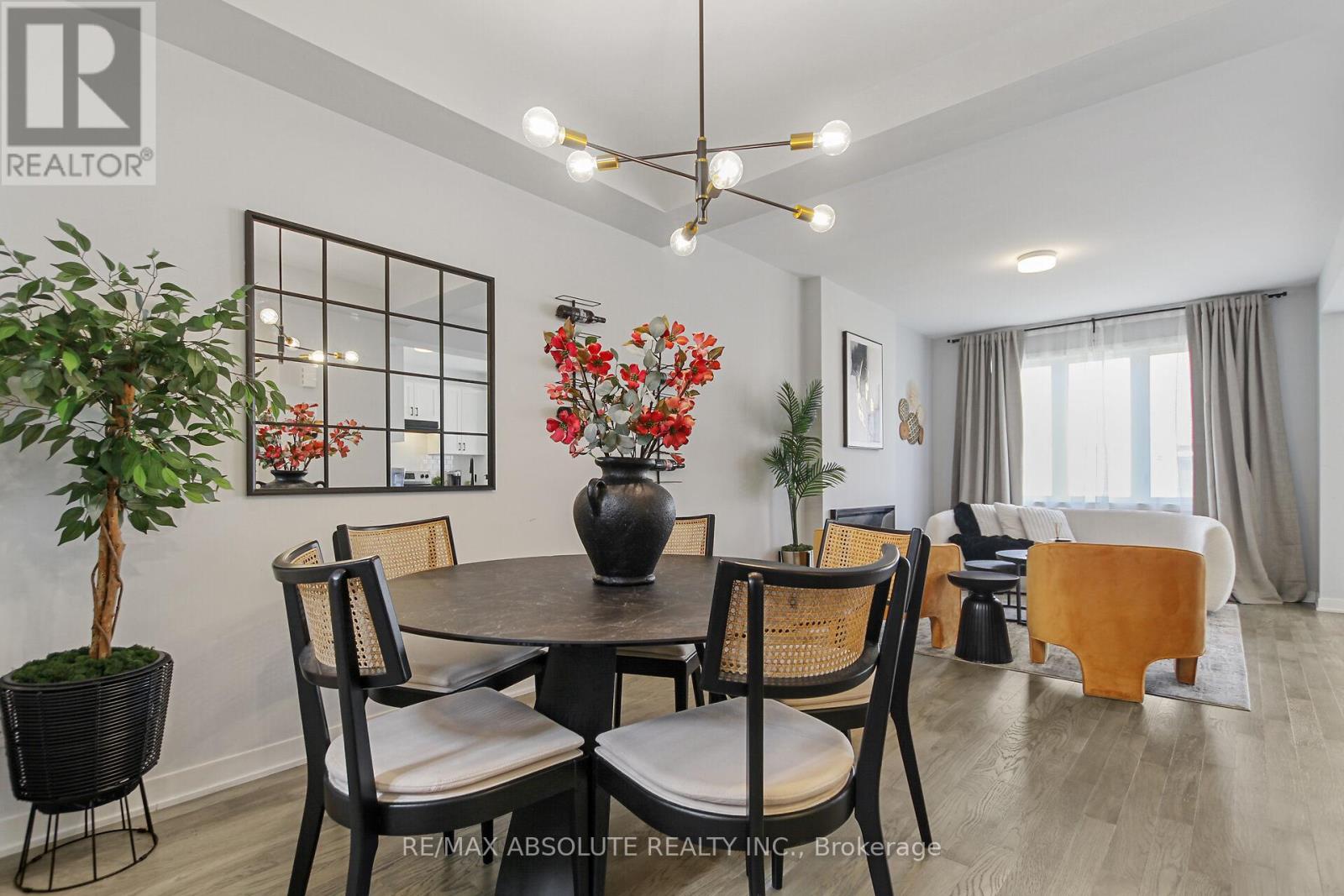 657 Allied Mews, Ottawa, Ontario  K2S 3A1 - Photo 8 - X12214509