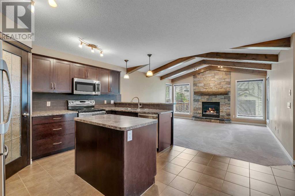 411 New Brighton Place Se, Calgary, Alberta  T2Z 4W5 - Photo 2 - A2221611