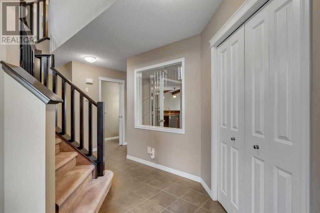 411 New Brighton Place Se, Calgary, Alberta  T2Z 4W5 - Photo 5 - A2221611