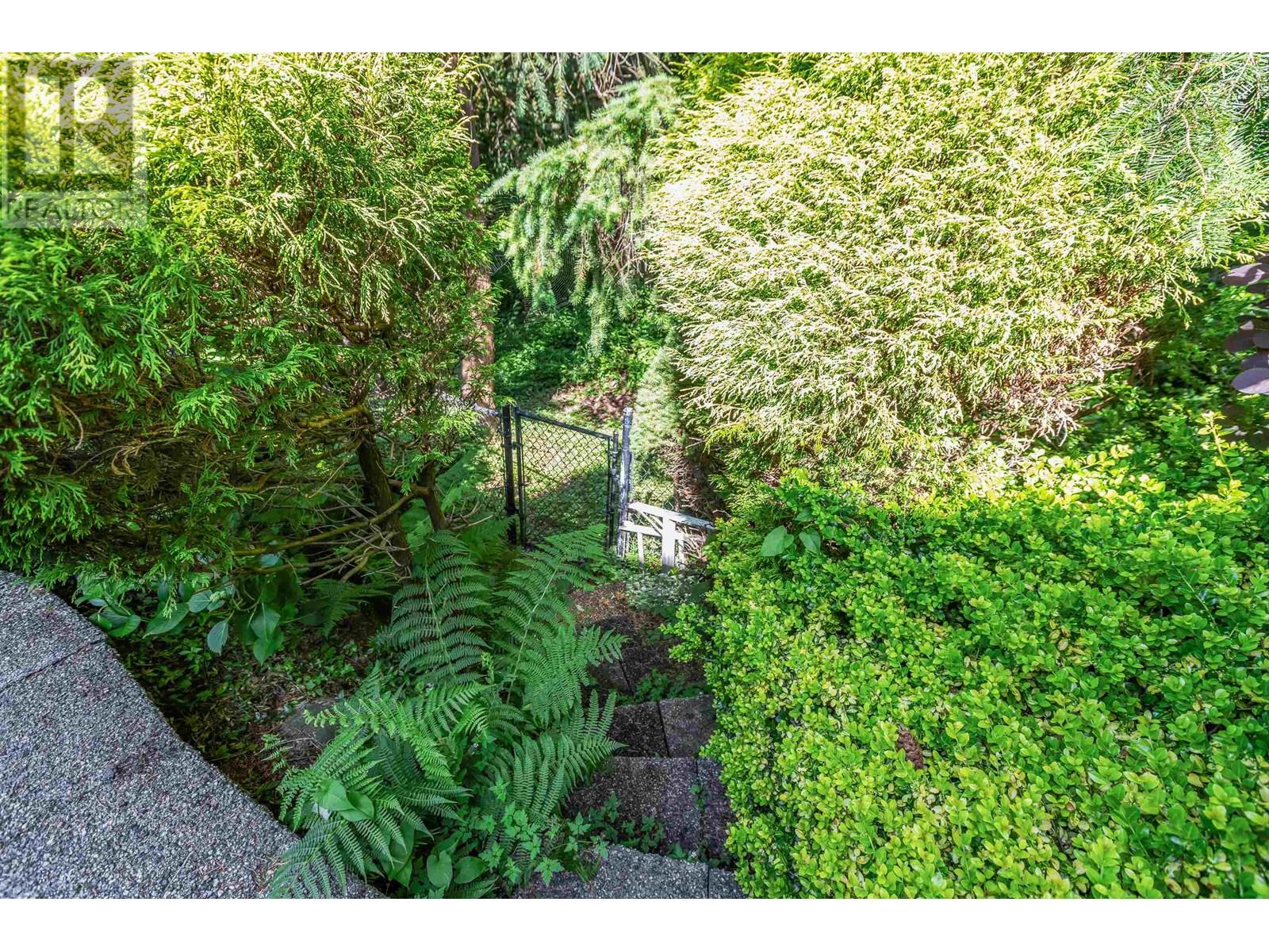 13325 235 Street, Maple Ridge, British Columbia  V4R 2W3 - Photo 39 - R3014605