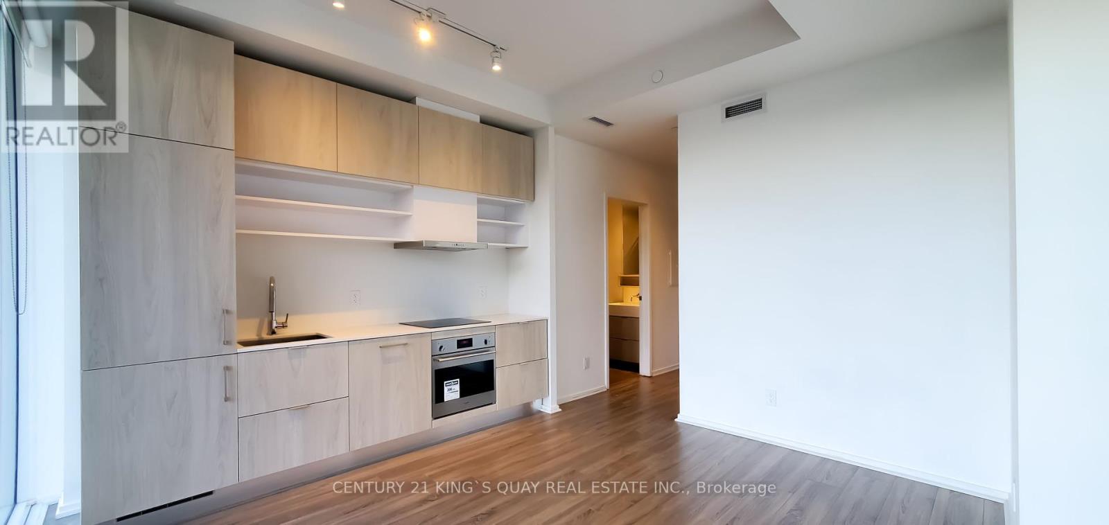 938 - 8 Hillsdale Avenue E, Toronto, Ontario  M4S 0B2 - Photo 5 - C12214484