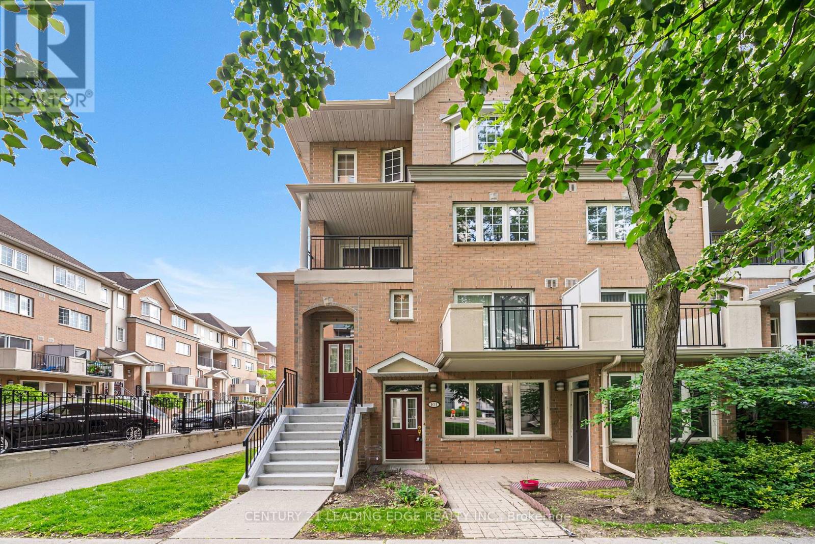 101 Grandview Way, Toronto, Ontario  M2N 6V2 - Photo 2 - C12214495