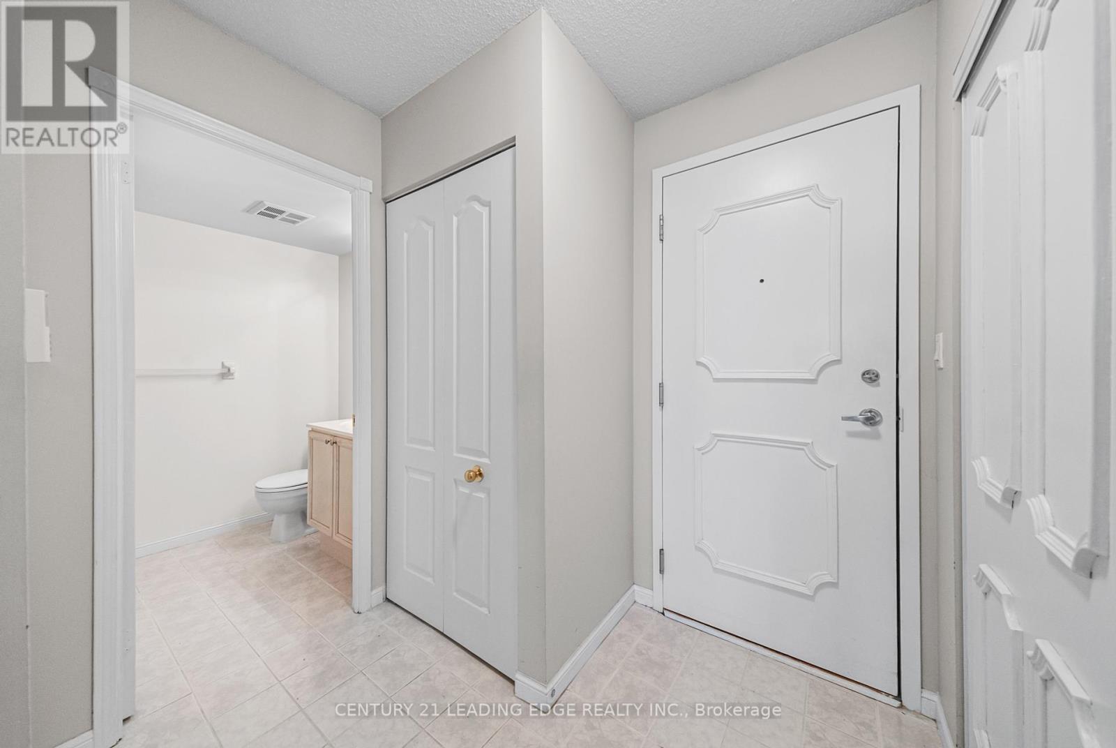 101 Grandview Way, Toronto, Ontario  M2N 6V2 - Photo 21 - C12214495