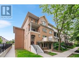 101 GRANDVIEW WAY, Toronto, Ontario