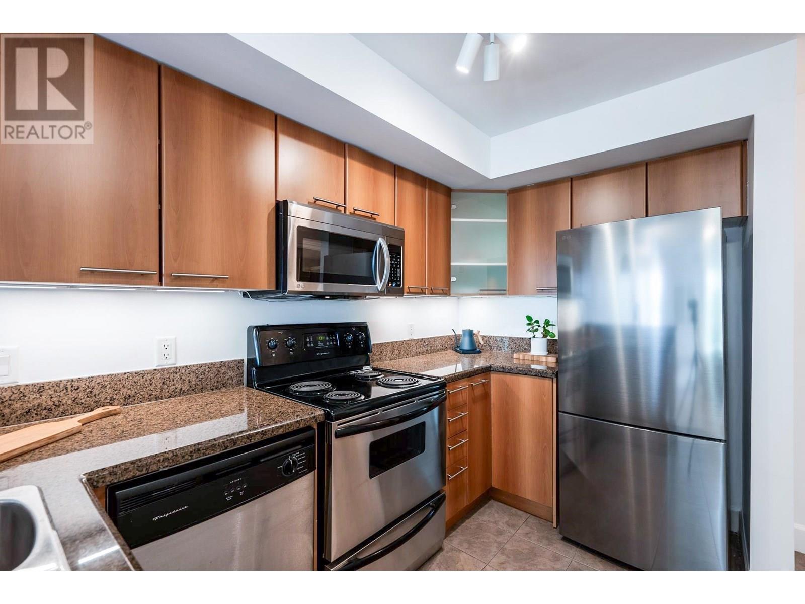 303 1718 Venables Street, Vancouver, British Columbia  V5L 2H4 - Photo 13 - R3013161