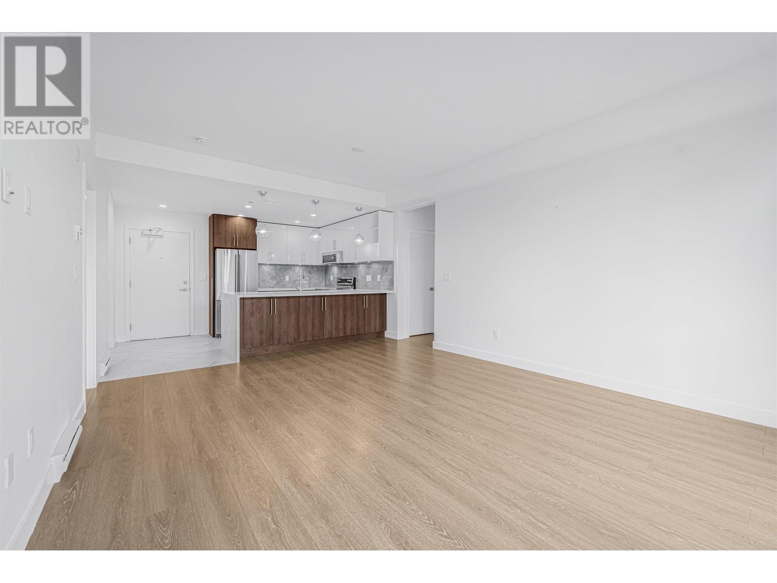304 11703 Fraser Street, Maple Ridge, British Columbia  V2X 9A7 - Photo 3 - R3013709