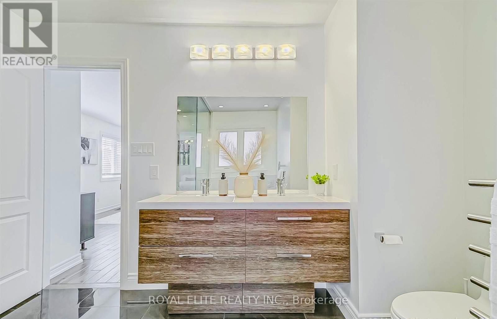 119 Huntingfield Street, Vaughan, Ontario  L4K 5S5 - Photo 17 - N12214490