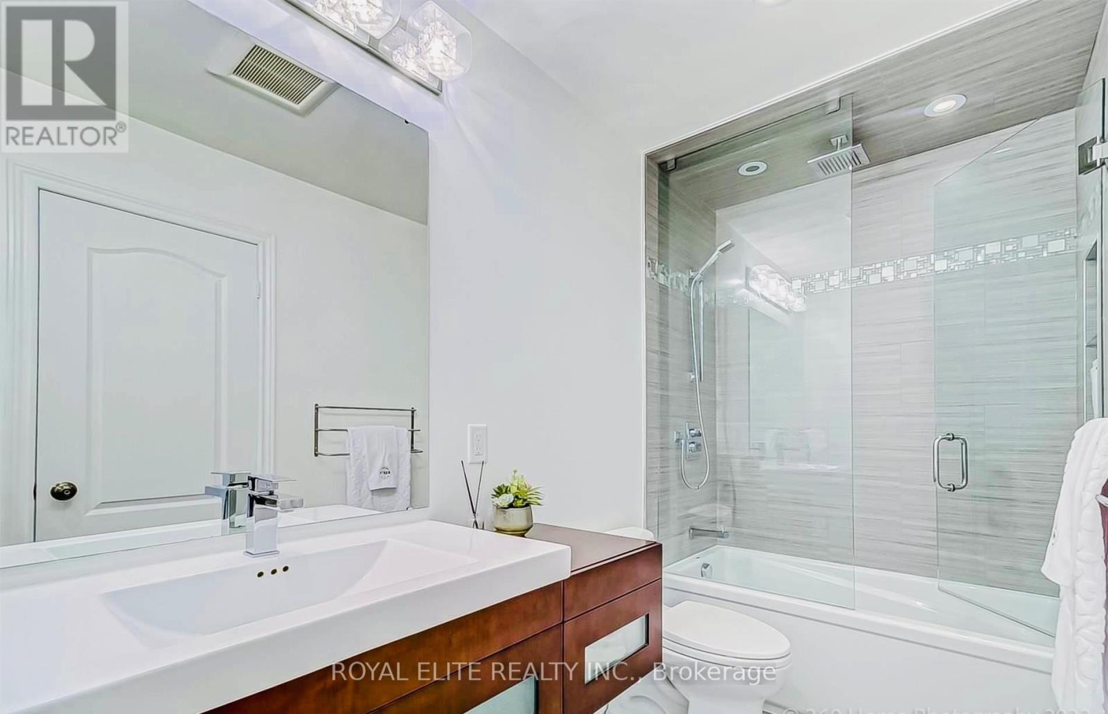 119 Huntingfield Street, Vaughan, Ontario  L4K 5S5 - Photo 20 - N12214490