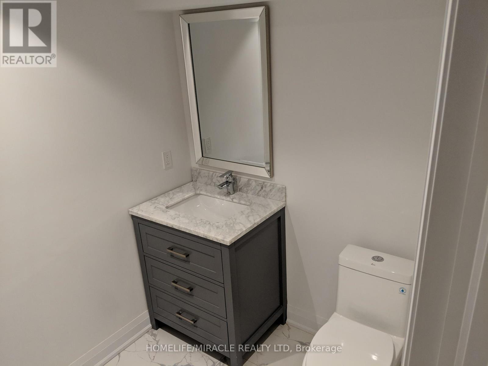 Bsmt - 37 Santa Barbara Place, Vaughan, Ontario  L4L 6V9 - Photo 4 - N12214499