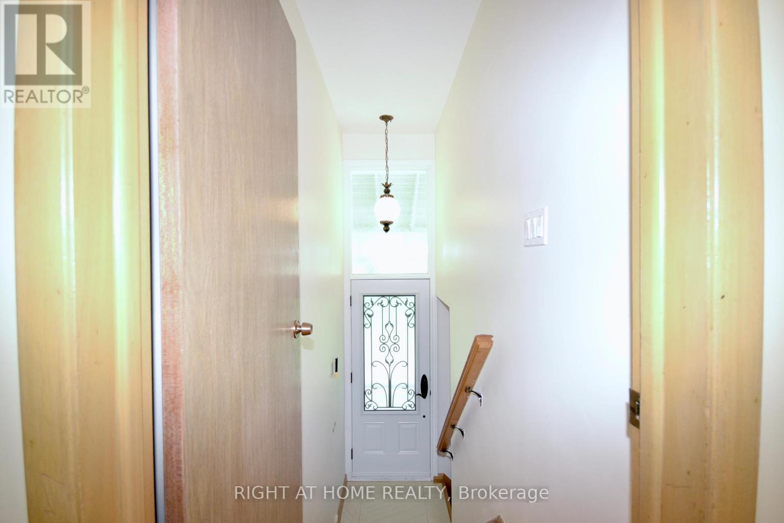 42 Culford Road, Toronto, Ontario  M6M 4J7 - Photo 20 - W12214507