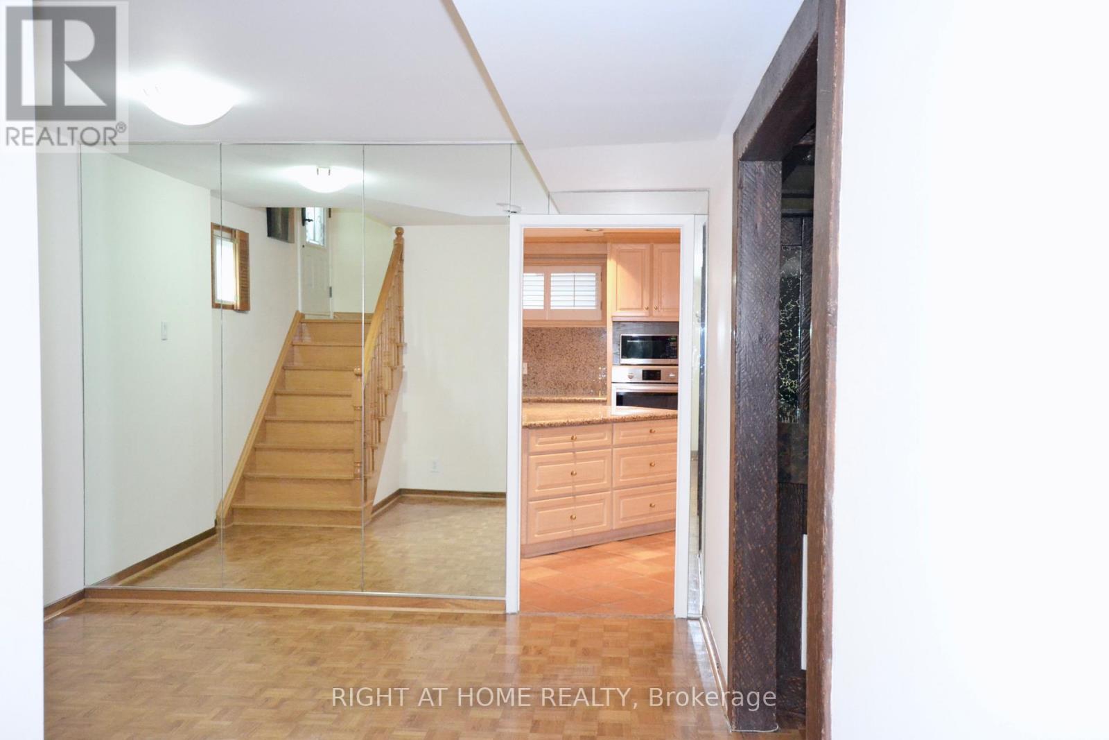 42 Culford Road, Toronto, Ontario  M6M 4J7 - Photo 23 - W12214507