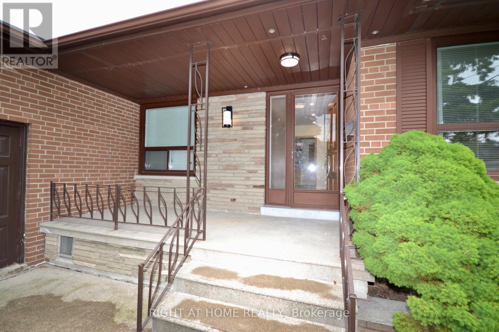 42 Culford Road, Toronto, Ontario  M6M 4J7 - Photo 3 - W12214507