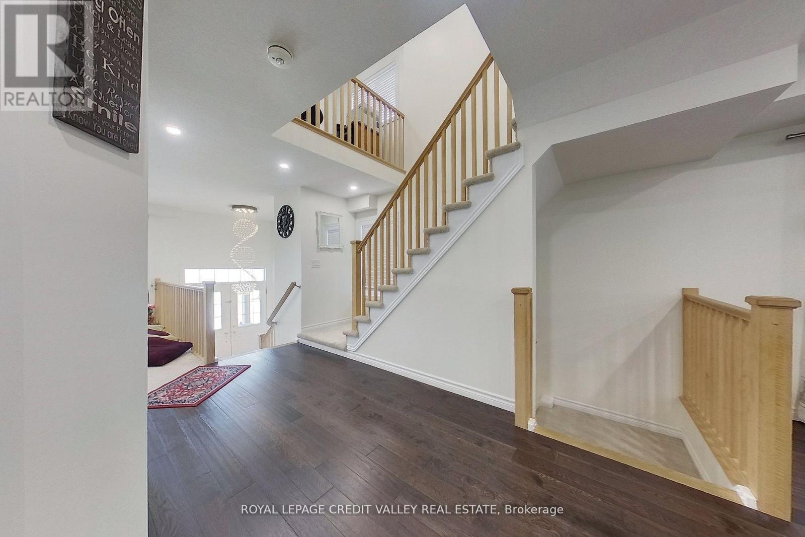 125 Gagnon Place, Guelph/eramosa, Ontario  N0B 2K0 - Photo 11 - X12214502