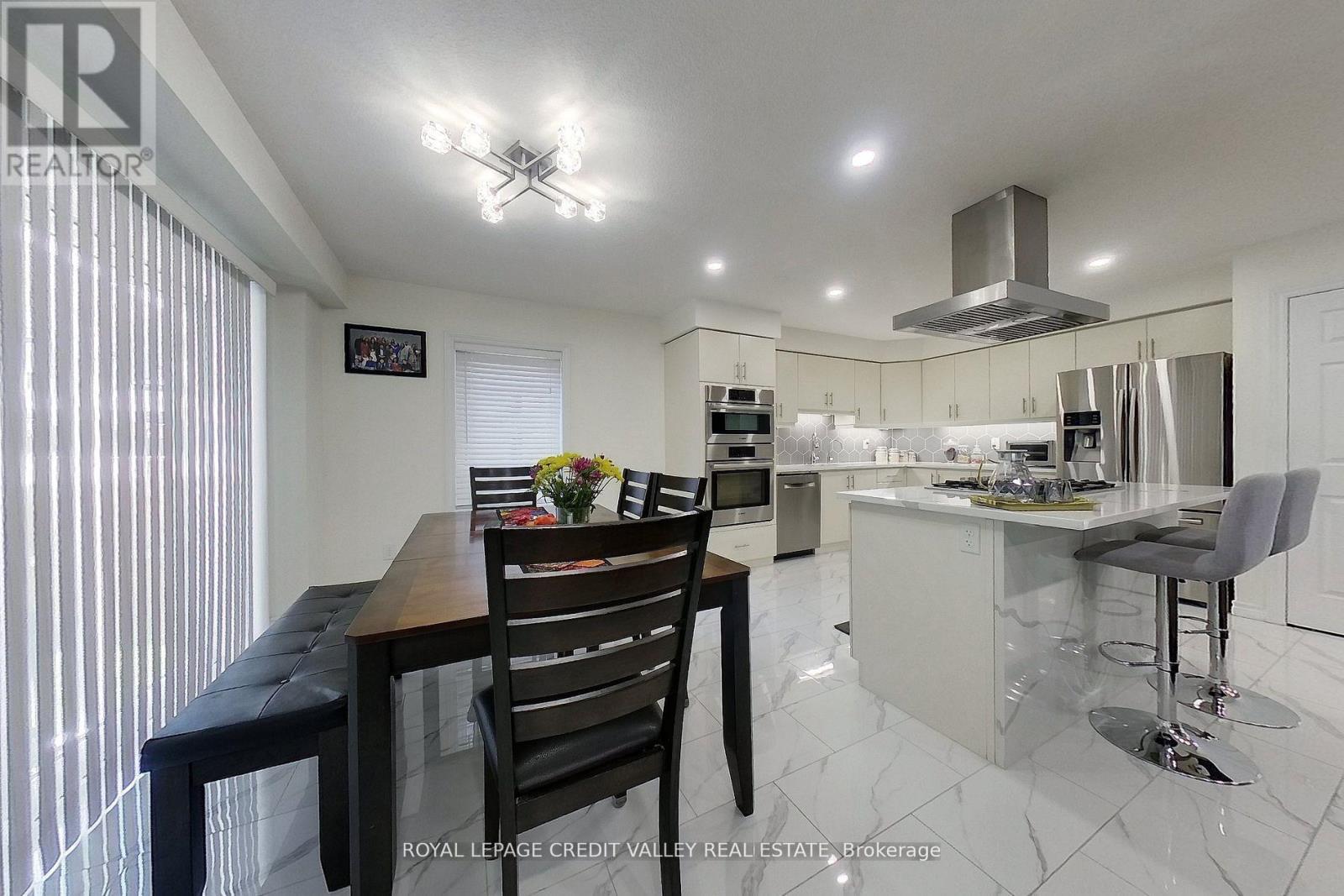 125 Gagnon Place, Guelph/eramosa, Ontario  N0B 2K0 - Photo 15 - X12214502