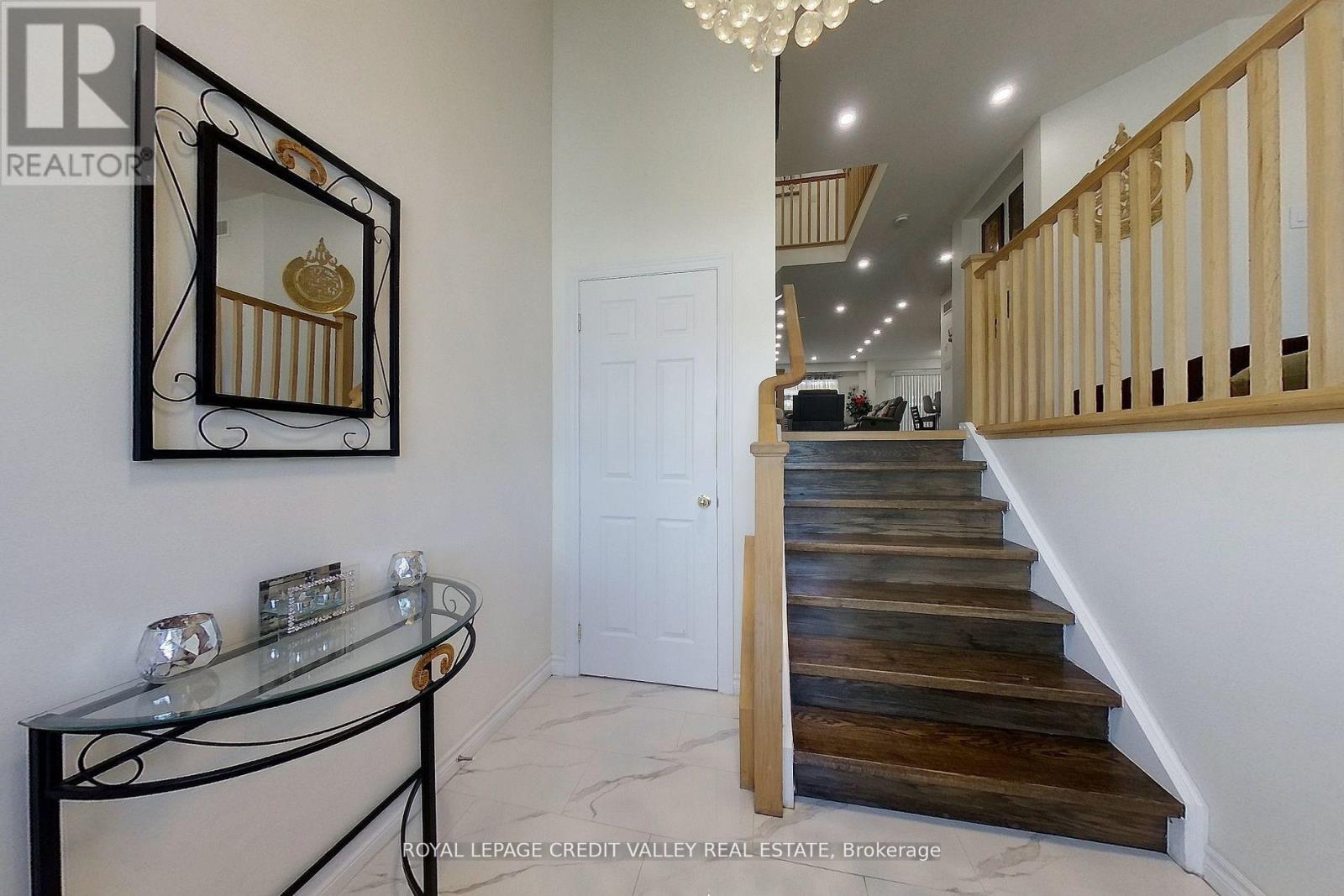 125 Gagnon Place, Guelph/eramosa, Ontario  N0B 2K0 - Photo 6 - X12214502