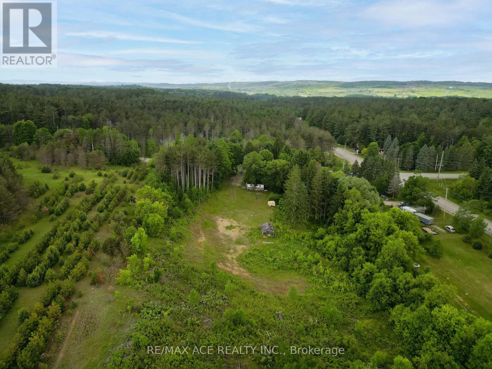 938289 Airport Road, Mulmur, Ontario  L9V 0M1 - Photo 13 - X12214508