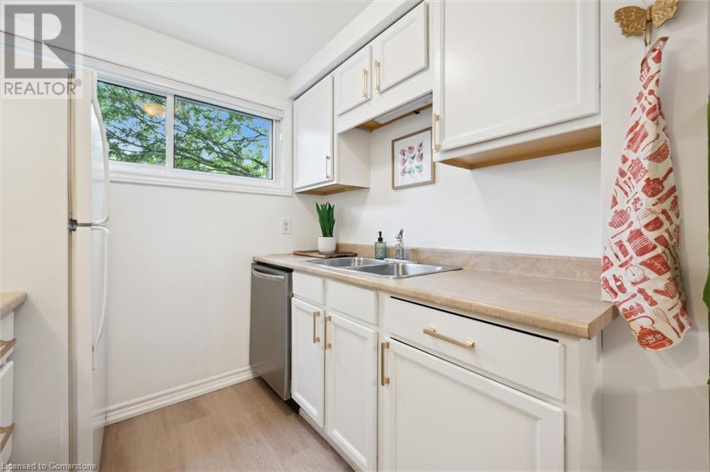 35 Breckenridge Drive Unit# 74, Kitchener, Ontario  N2B 3H5 - Photo 18 - 40738001