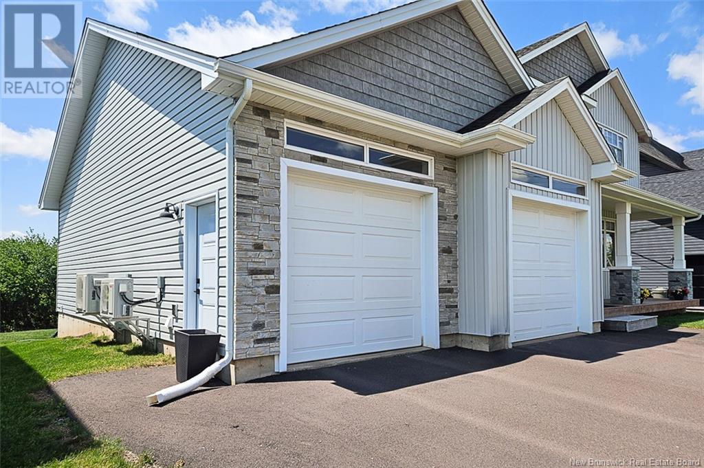 345 Glengrove Road, Moncton, New Brunswick  E1A 9S7 - Photo 2 - NB113679