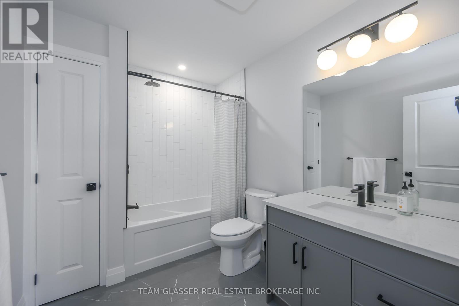 72 Allister Drive, Middlesex Centre, Ontario  N0L 1R0 - Photo 27 - X12214525