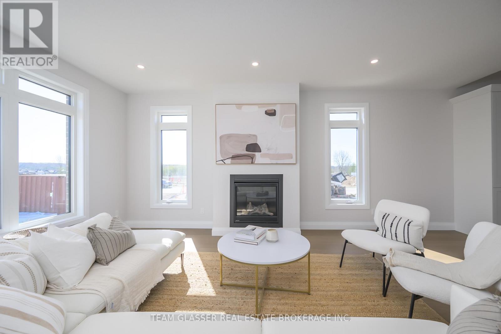 72 Allister Drive, Middlesex Centre, Ontario  N0L 1R0 - Photo 4 - X12214525