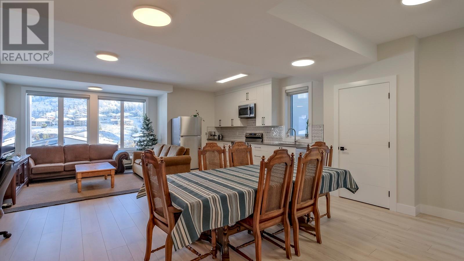 937 Royal Troon Lane, Kelowna, British Columbia  V1P 0A3 - Photo 28 - 10344309