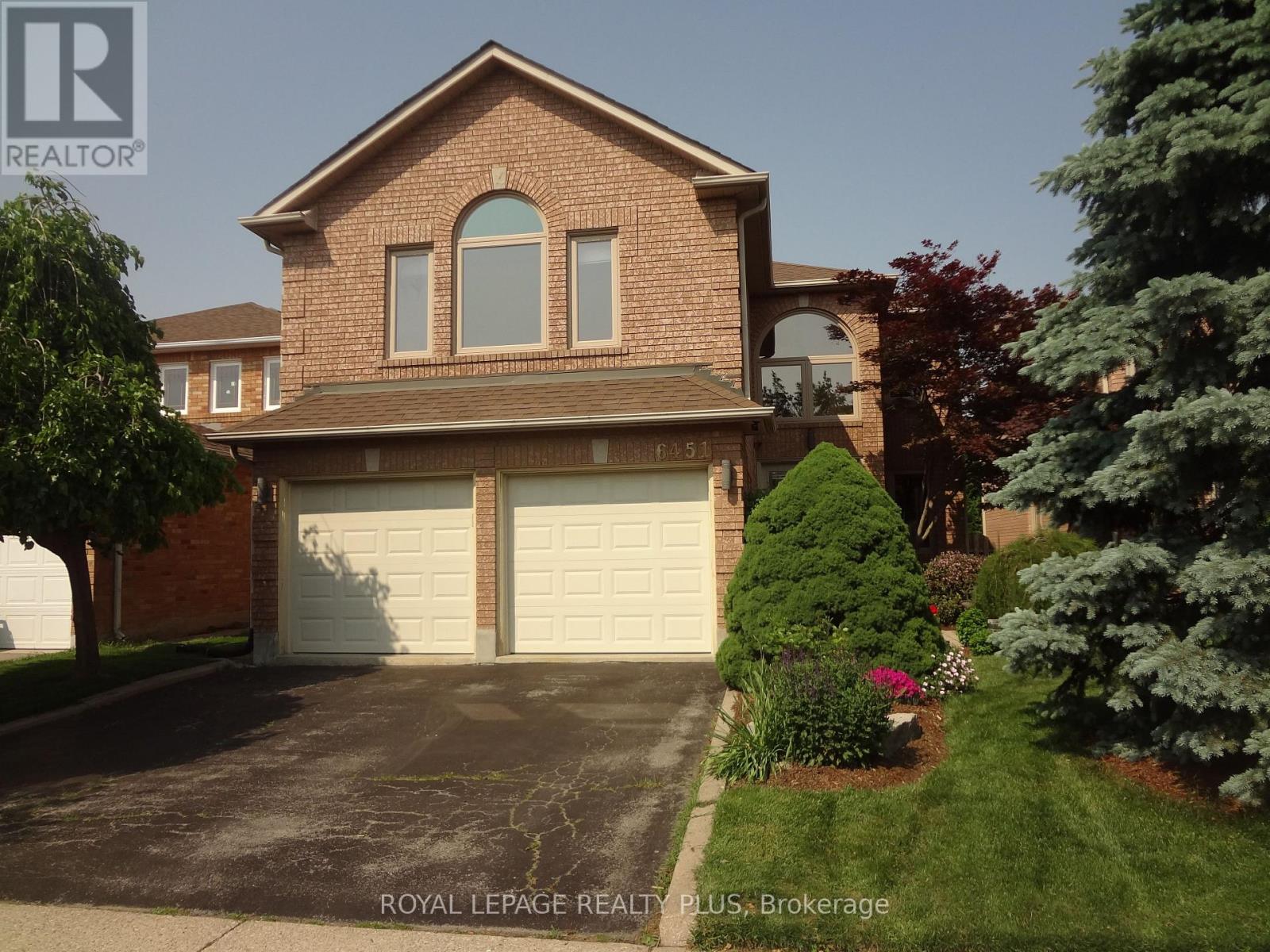 6451 Alderwood Trail, Mississauga, Ontario  L5N 6W5 - Photo 1 - W12187219