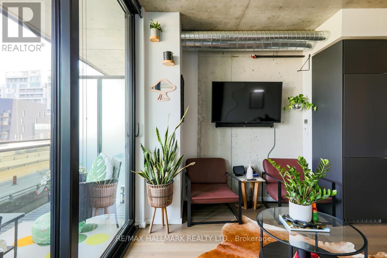 407 - 21 Lawren Harris Square, Toronto, Ontario  M5A 0T4 - Photo 16 - C12182490