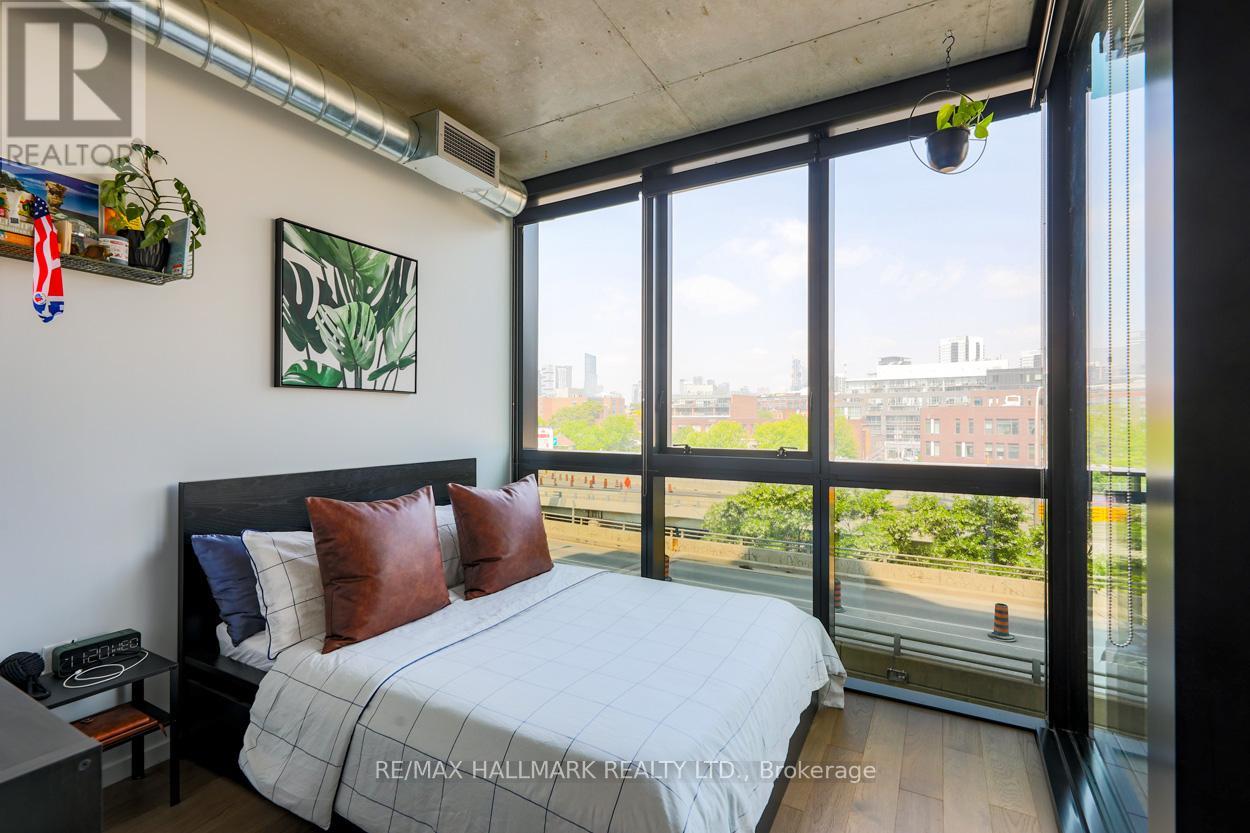 407 - 21 Lawren Harris Square, Toronto, Ontario  M5A 0T4 - Photo 19 - C12182490