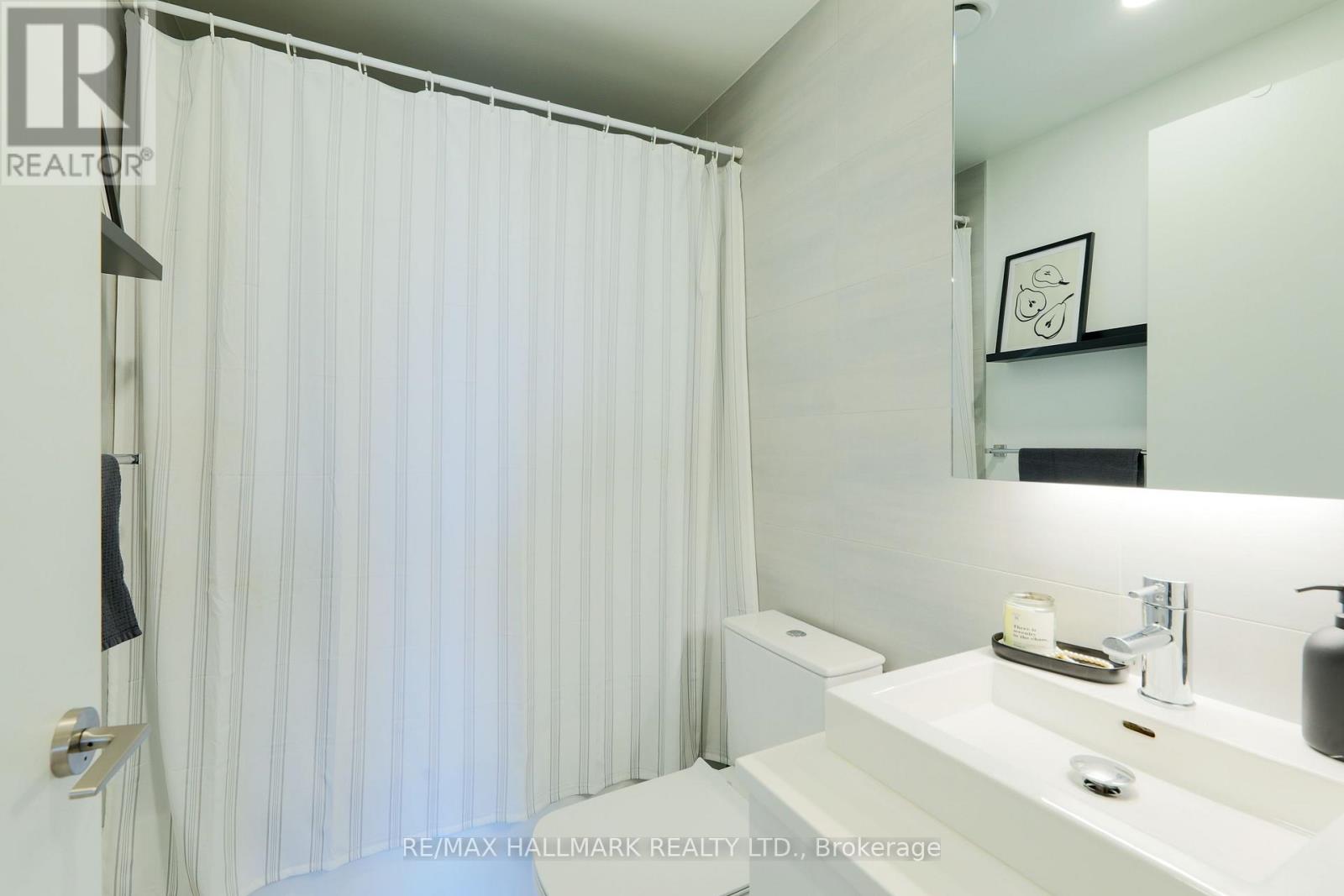407 - 21 Lawren Harris Square, Toronto, Ontario  M5A 0T4 - Photo 24 - C12182490