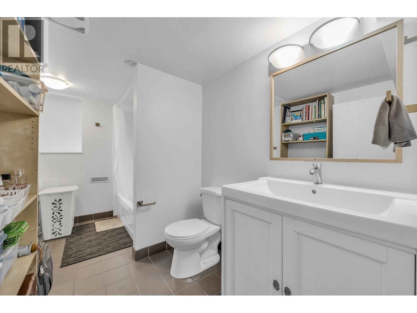 1217 E 12th Avenue, Vancouver, British Columbia  V5T 2J8 - Photo 30 - R3014687