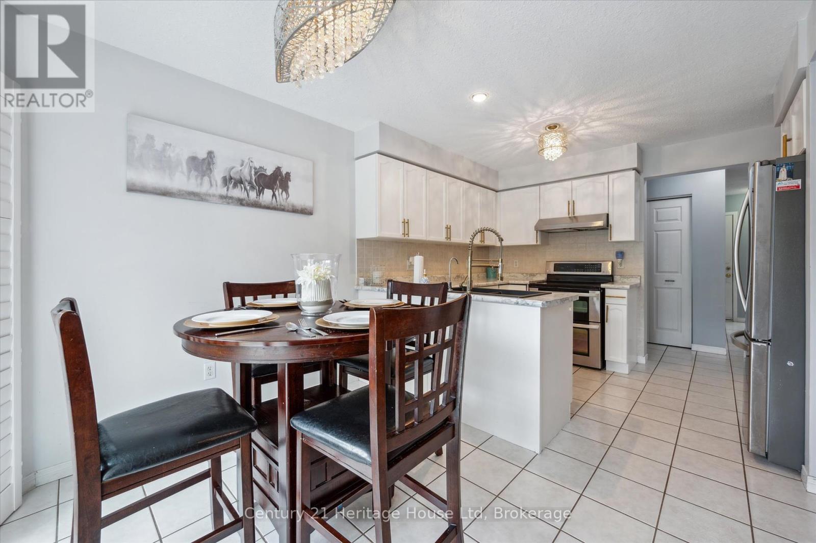 128 Milson Crescent, Guelph, Ontario  N1C 1G5 - Photo 12 - X12214531