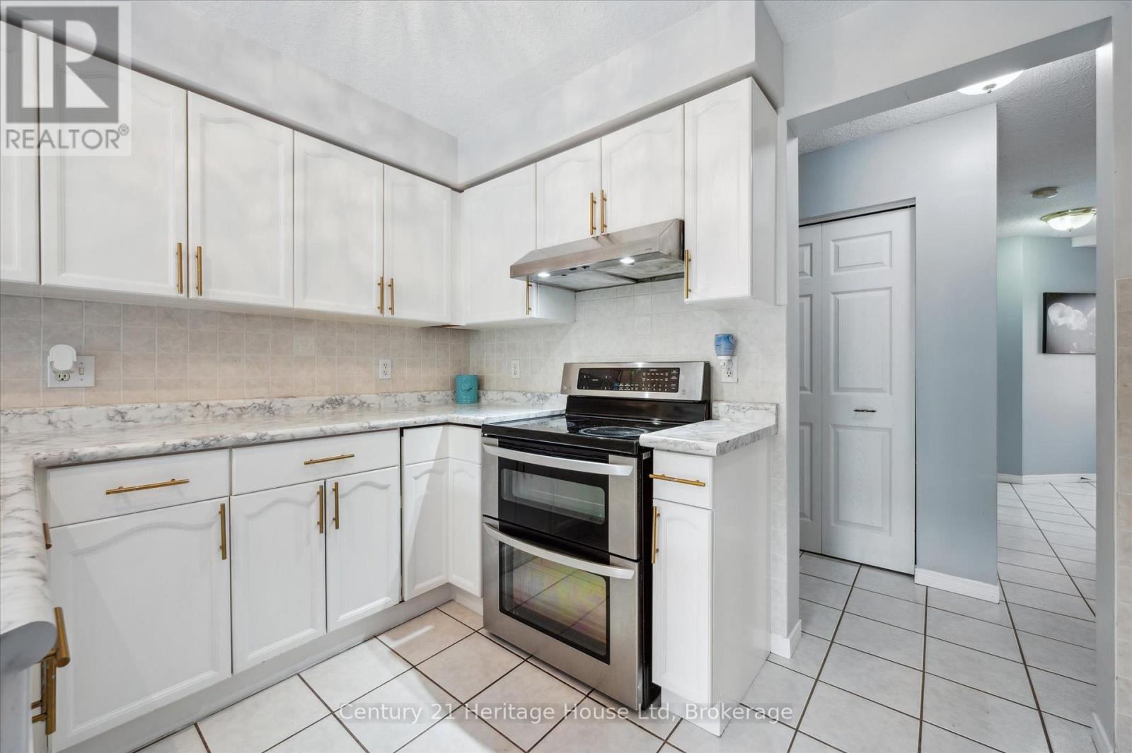 128 Milson Crescent, Guelph, Ontario  N1C 1G5 - Photo 13 - X12214531