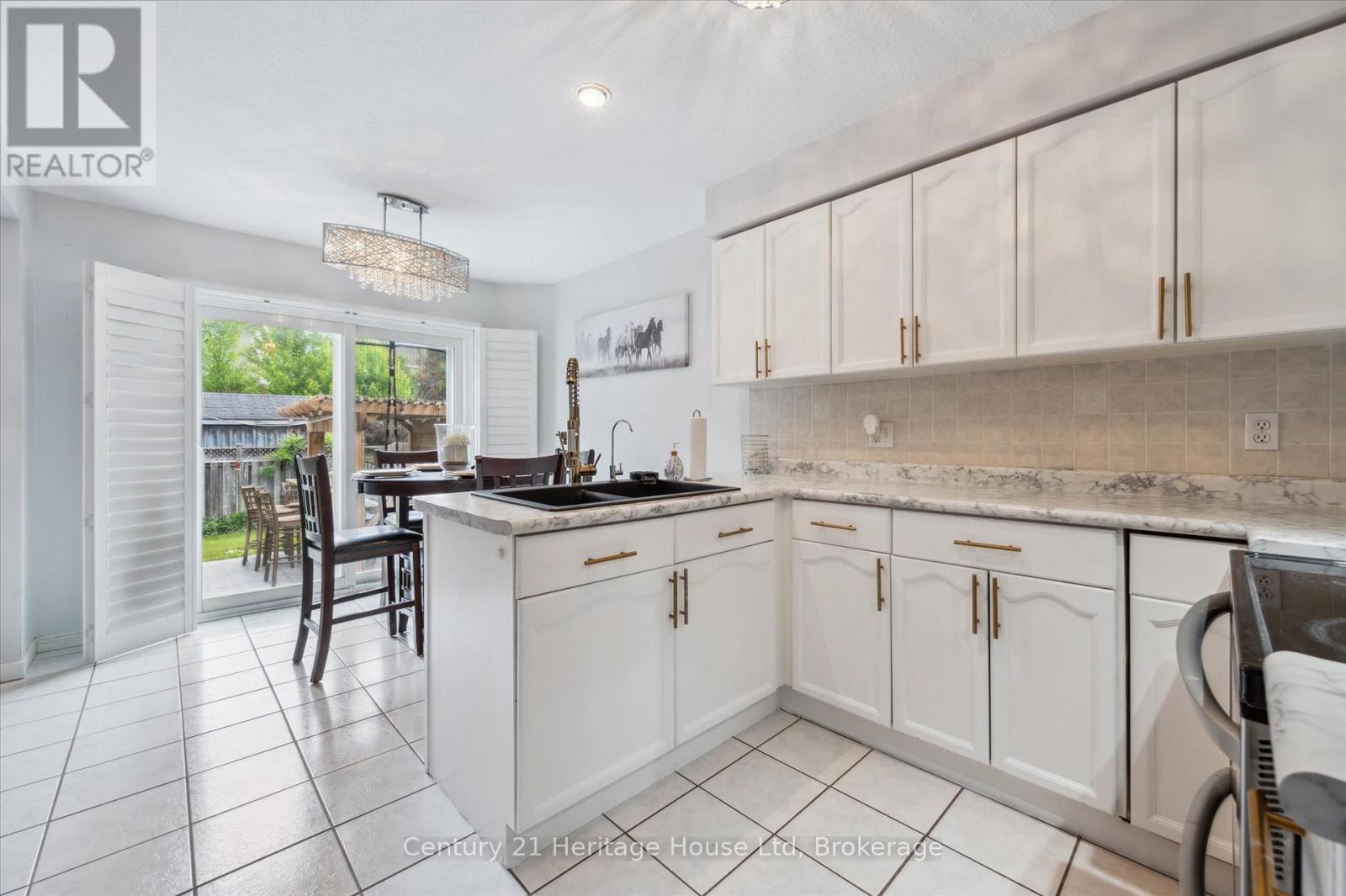 128 Milson Crescent, Guelph, Ontario  N1C 1G5 - Photo 14 - X12214531