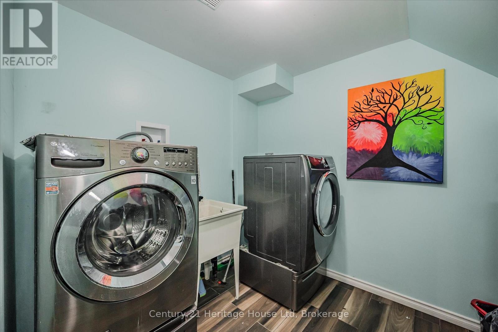 128 Milson Crescent, Guelph, Ontario  N1C 1G5 - Photo 37 - X12214531