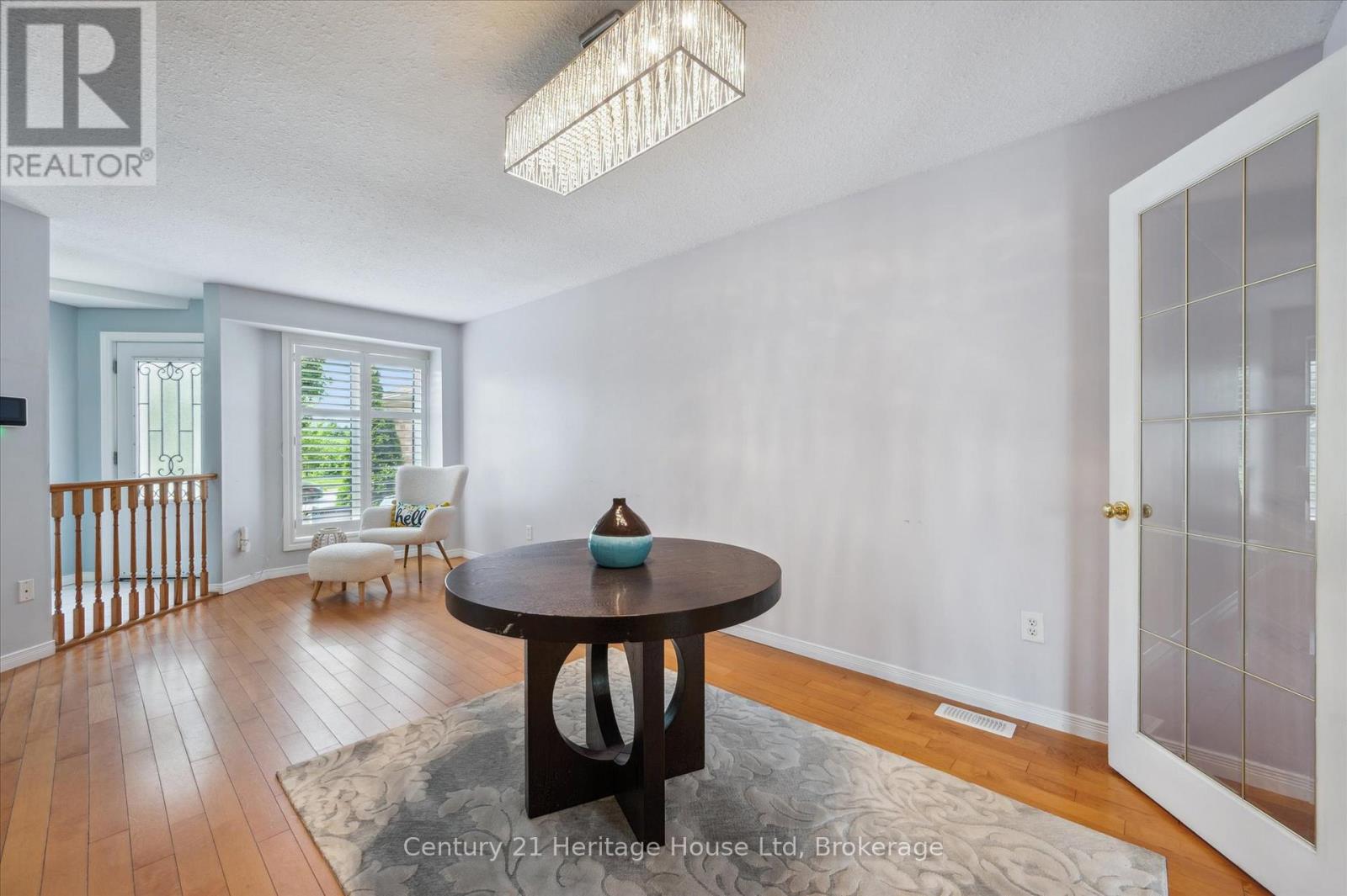 128 Milson Crescent, Guelph, Ontario  N1C 1G5 - Photo 6 - X12214531