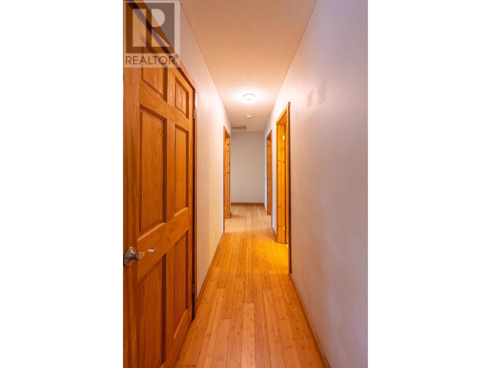 505 6th Street, Golden, British Columbia  V0A 1H0 - Photo 8 - 10334180