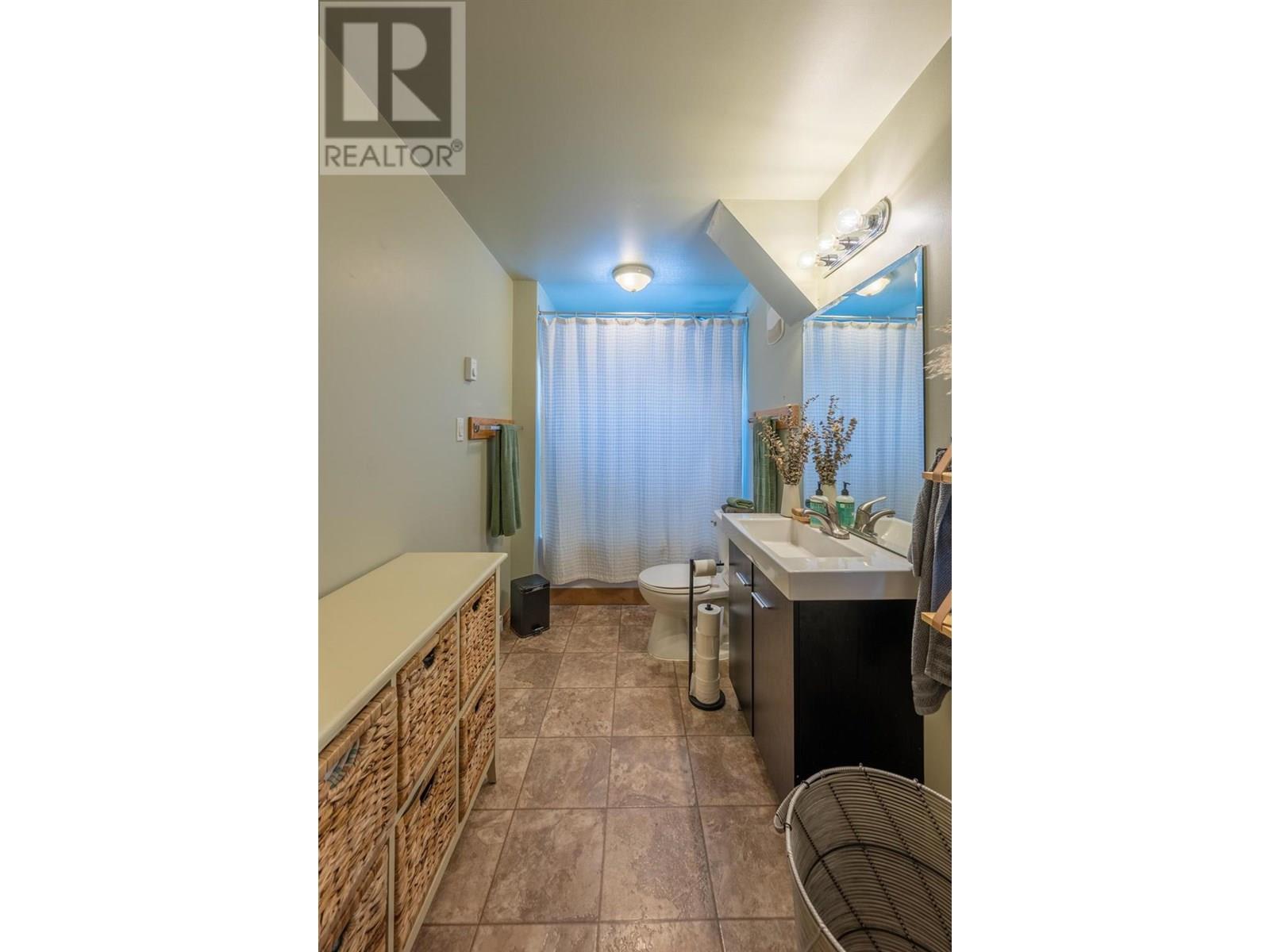 505 6th Street, Golden, British Columbia  V0A 1H0 - Photo 27 - 10334180