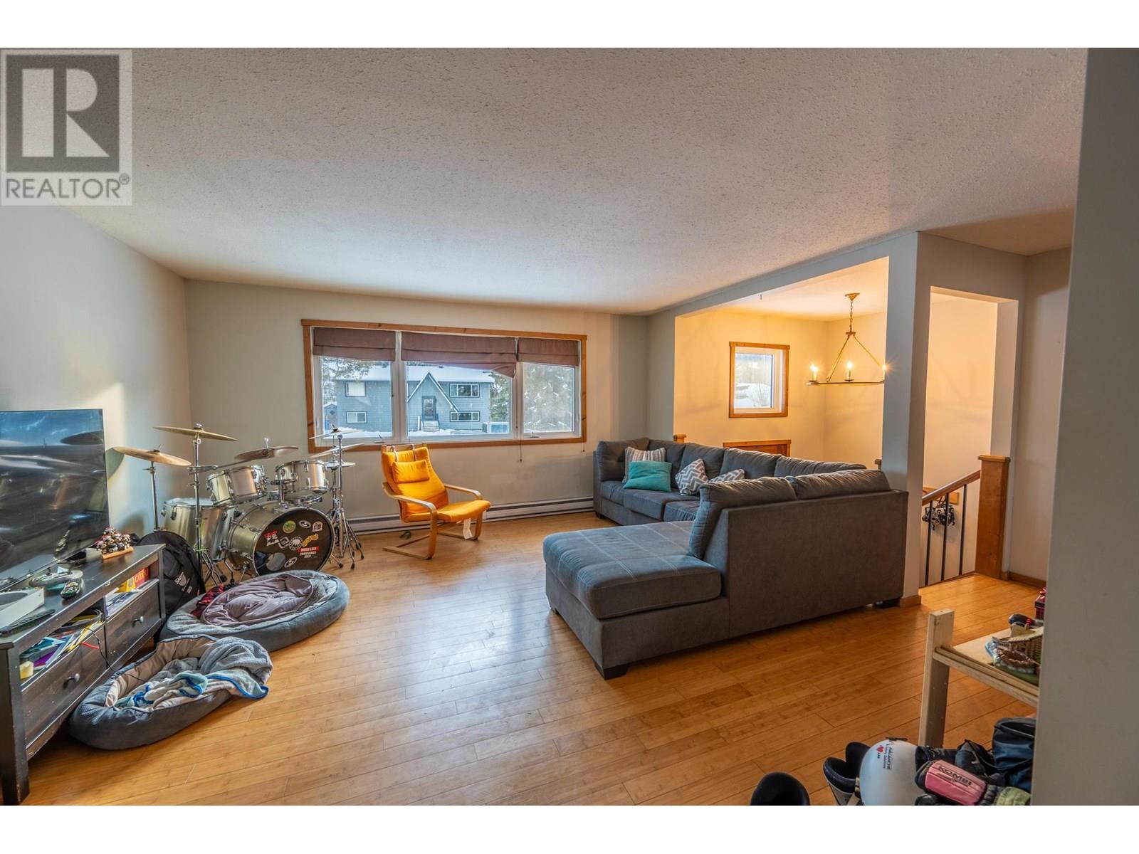 505 6th Street, Golden, British Columbia  V0A 1H0 - Photo 7 - 10334180