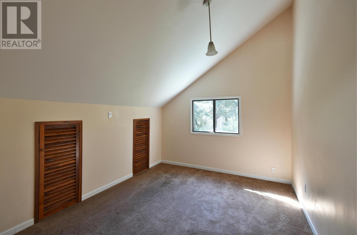 5651 Wakefield Road, Sechelt, British Columbia  V7Z 0N4 - Photo 17 - R2994194